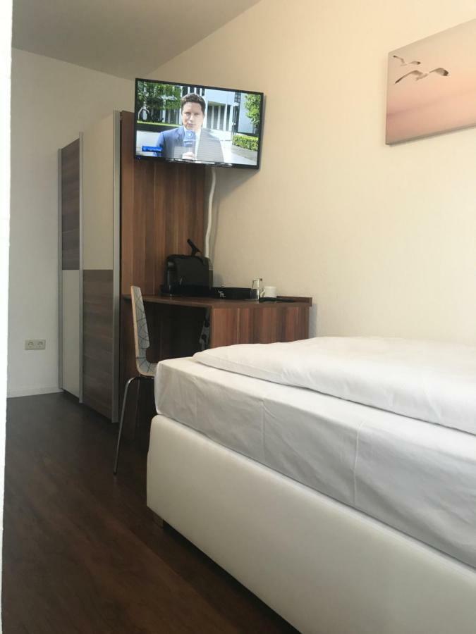 Hotel Teatro 卡塞尔 外观 照片